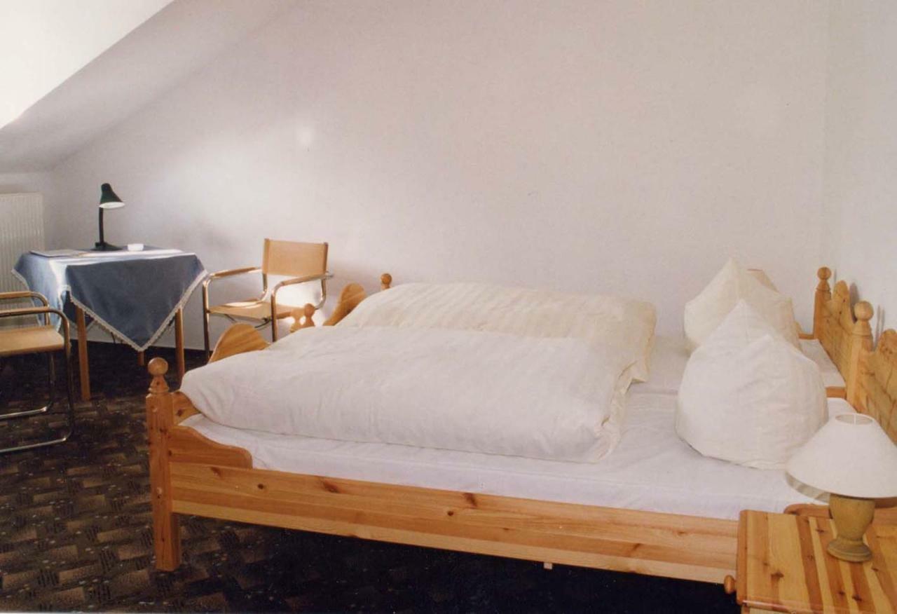 Pension Am Park Wörlitz Екстериор снимка