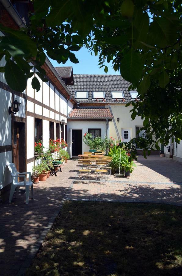 Pension Am Park Wörlitz Екстериор снимка